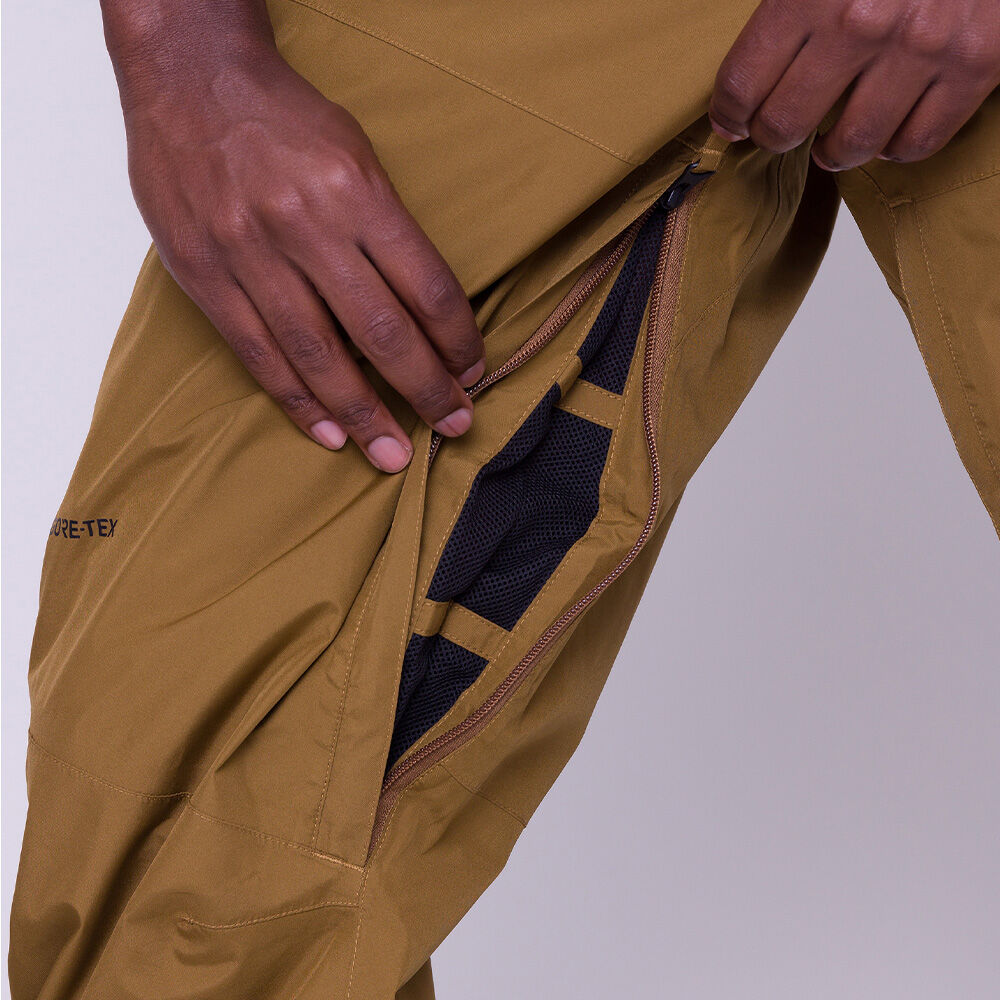 686 Gore-Tex Core Shell Snowboard Pants
