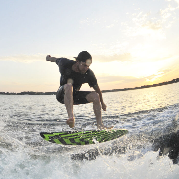 Byerly Action Wakesurfer